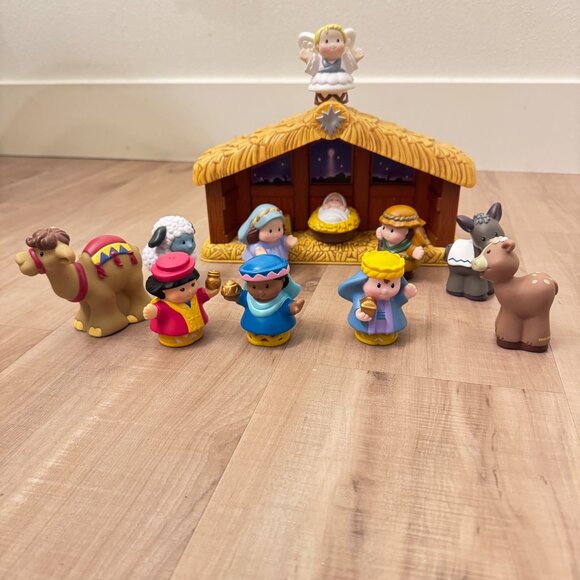 Classic 2010 Fisher-Price Little People Children's Nativity Set Complete in Box - Picture 8 of 9